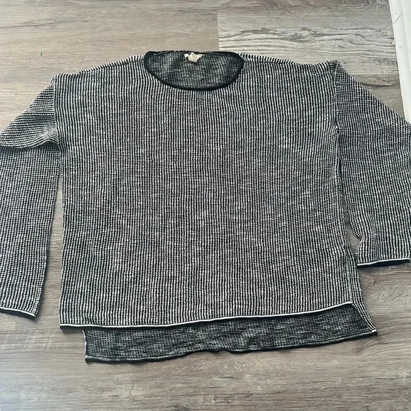 Women’s Eileen Fisher Boxy Textured Linen & Cotton Blend Sweater Size S/P - Picture 3 of 6